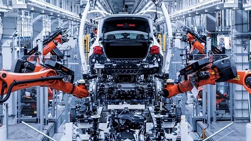 八月份比亞迪電池開發持續大步狂奔